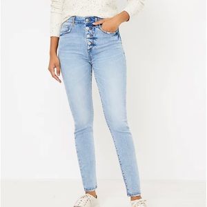 Loft High Rise Skinny Jeans in Authentic Light Indigo Wash